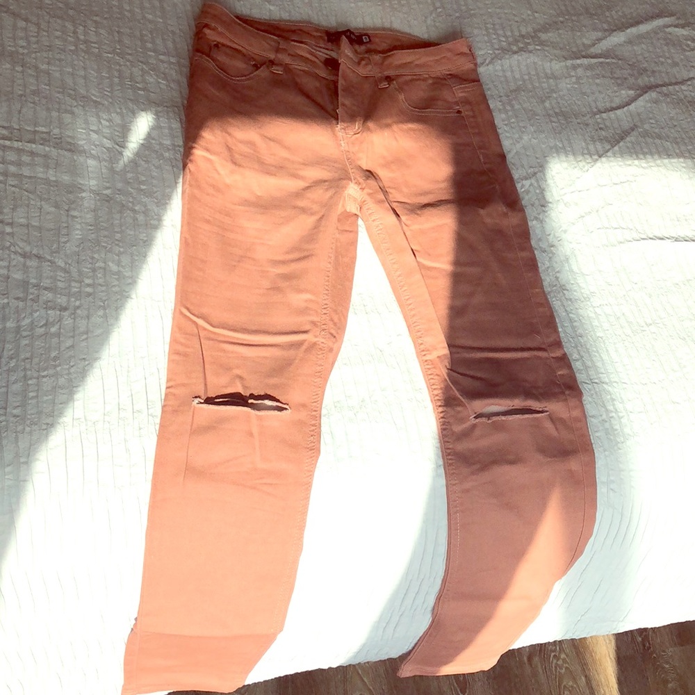 BRAND NEW FashionNova Mauve Jeans